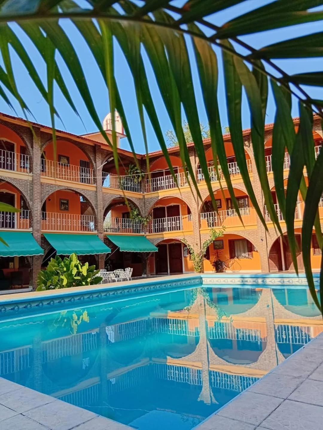Hotel Hf Hacienda San Francisco Puente Nacional エクステリア 写真